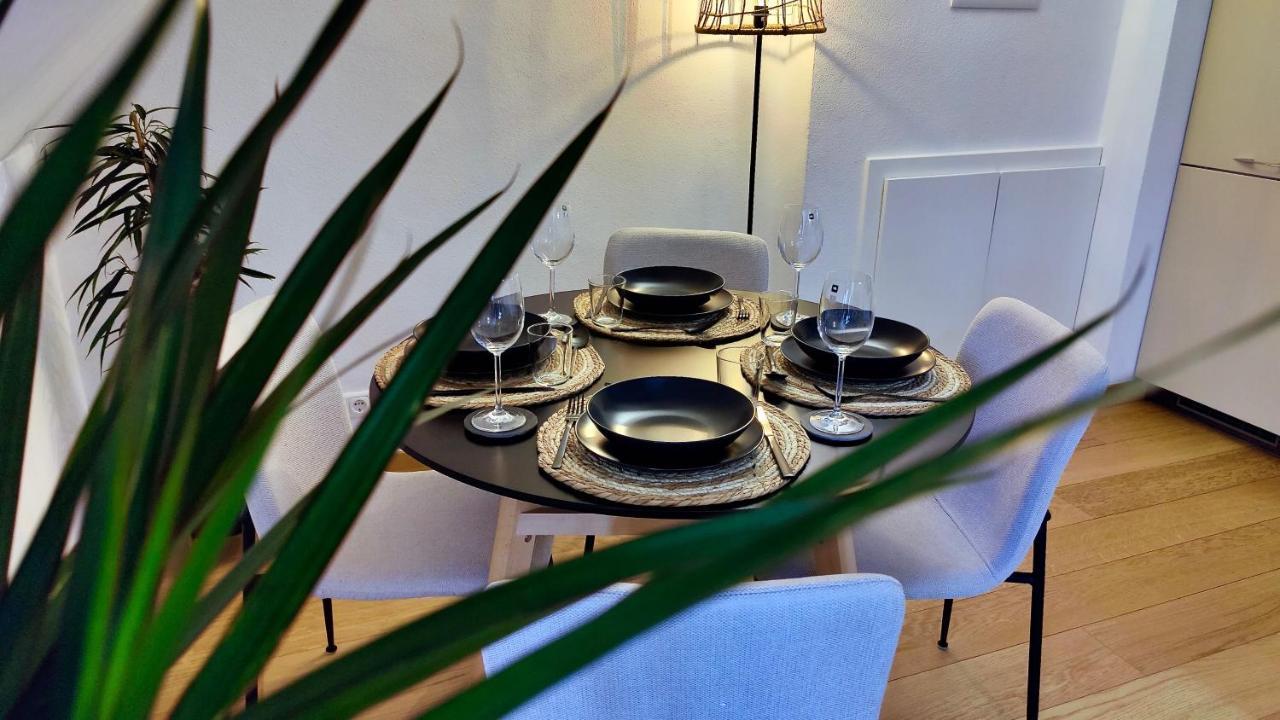 One Apartment'S⎢Neu+Zentral⎢Alberstplatz⎢Altbau コーブルク エクステリア 写真